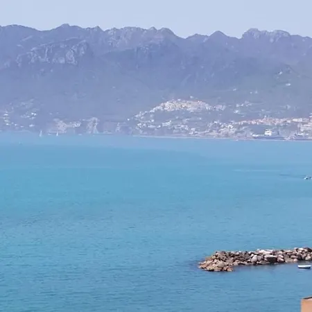 K-home Сasa de vacaciones Salerno